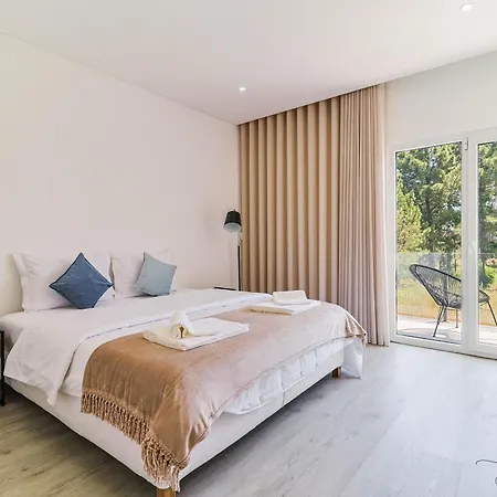 Villa Sodade House Fernao Ferro